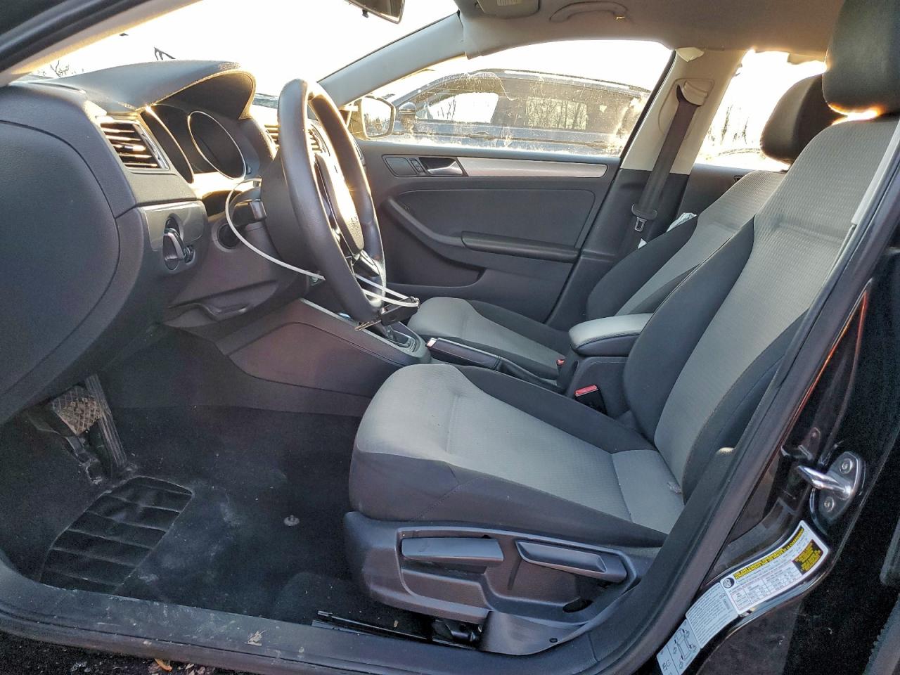 2018 VOLKSWAGEN JETTA photo 7