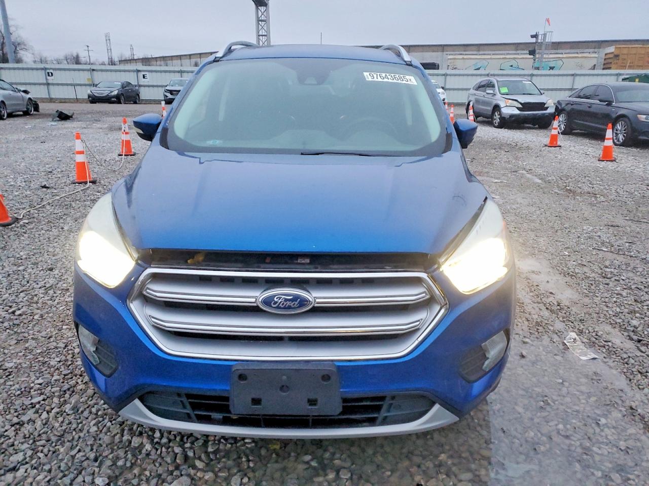 2017 FORD ESCAPE TITANIUM photo 5