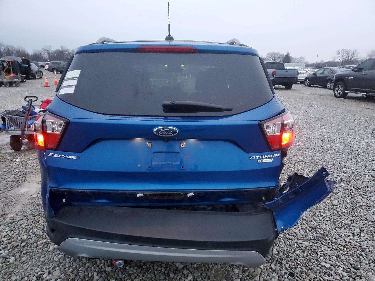 2017 FORD ESCAPE TITANIUM photo 6