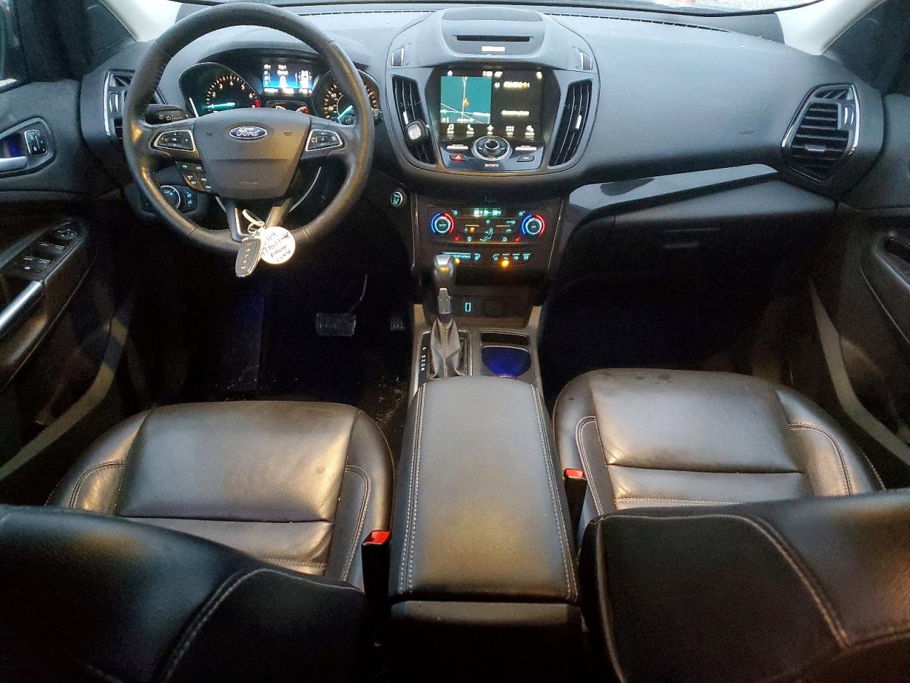 2017 FORD ESCAPE TITANIUM photo 8
