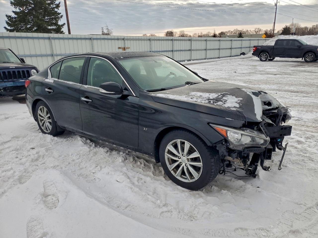 2015 INFINITI Q50 BASE photo 4