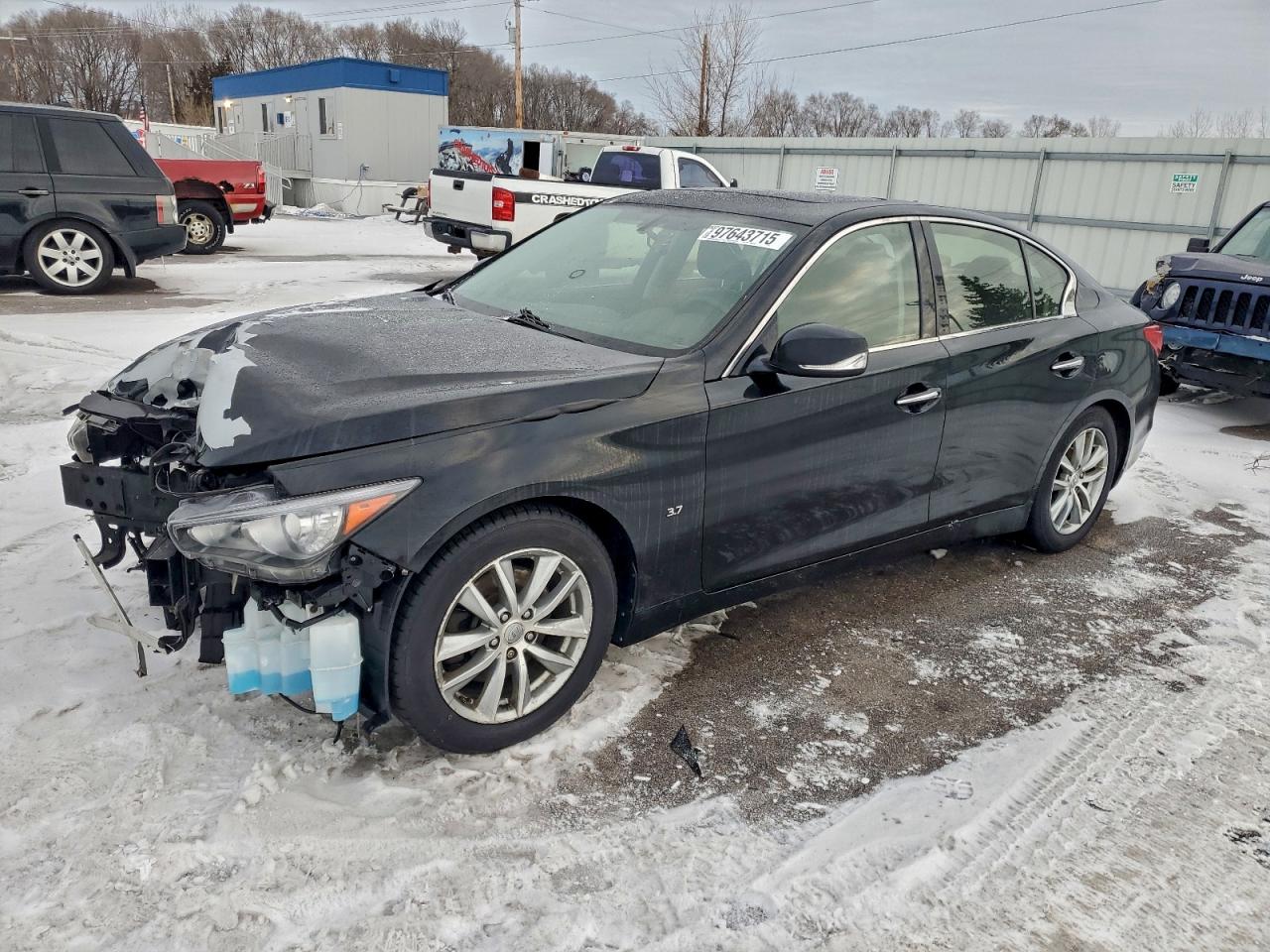 2015 INFINITI Q50