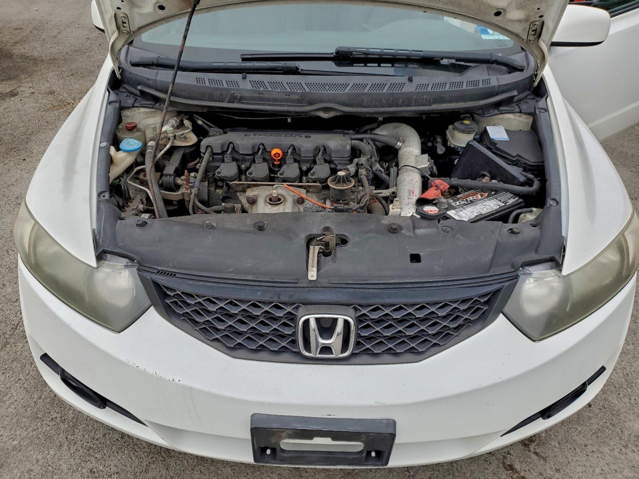 2010 HONDA CIVIC LX photo 11