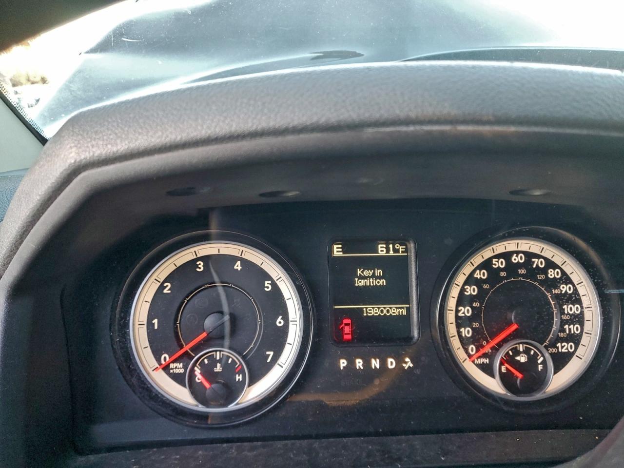 2014 RAM 1500 SLT photo 17