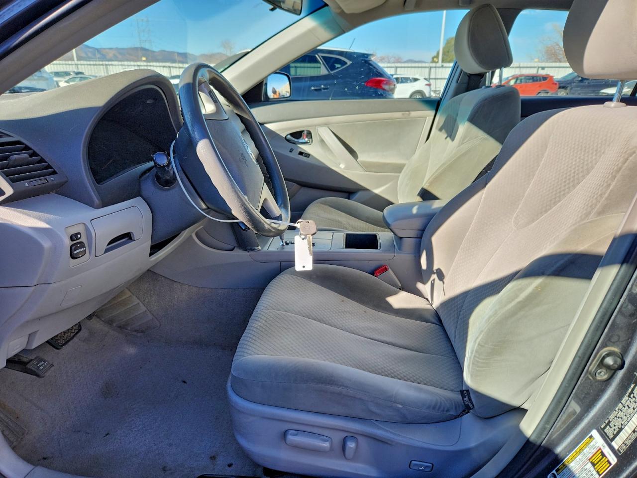 2009 TOYOTA CAMRY BASE photo 7