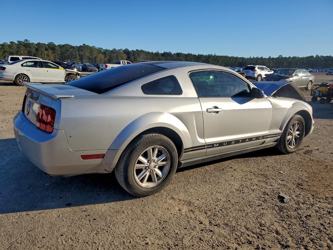 2008 FORD MUSTANG photo 3