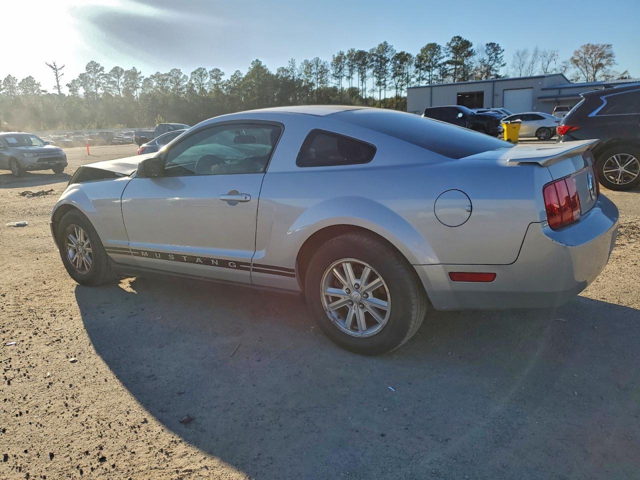 2008 FORD MUSTANG photo 2