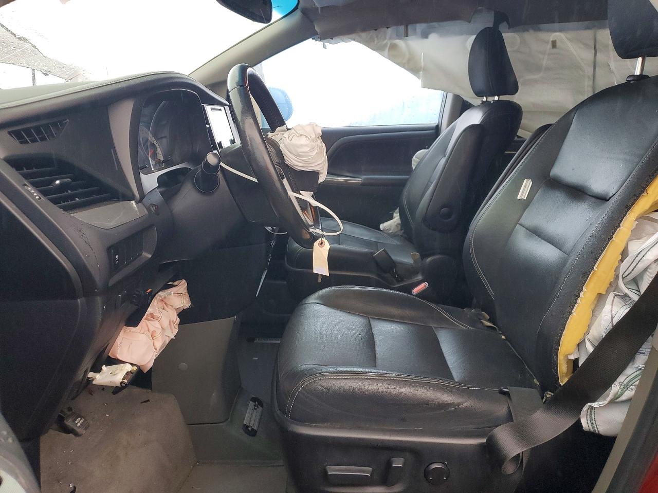 2015 TOYOTA SIENNA SPORT photo 7