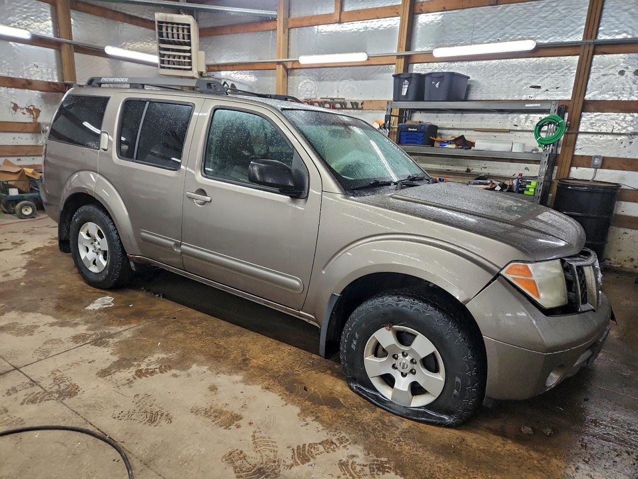 2006 NISSAN PATHFINDER LE photo 4