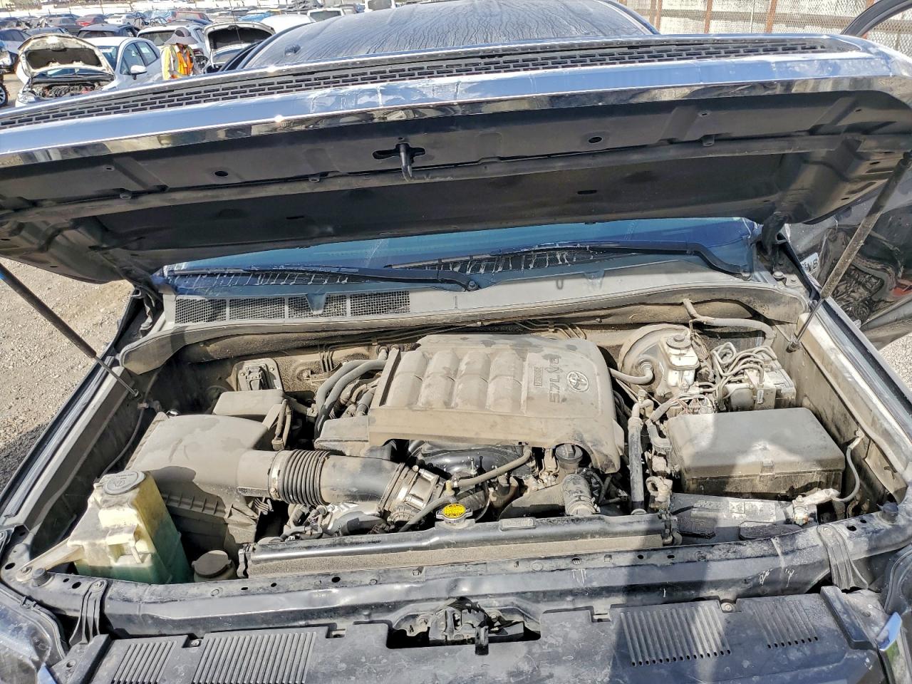 2014 TOYOTA TUNDRA photo 11