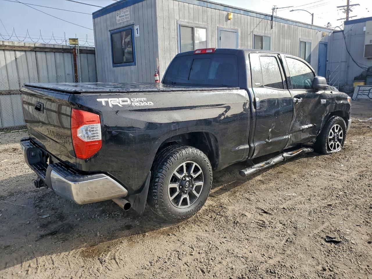 2014 TOYOTA TUNDRA photo 3