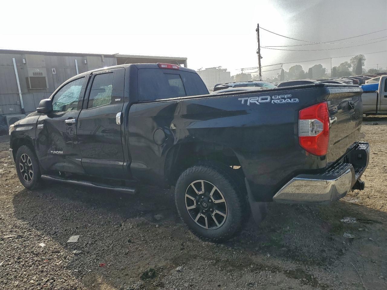 2014 TOYOTA TUNDRA photo 2