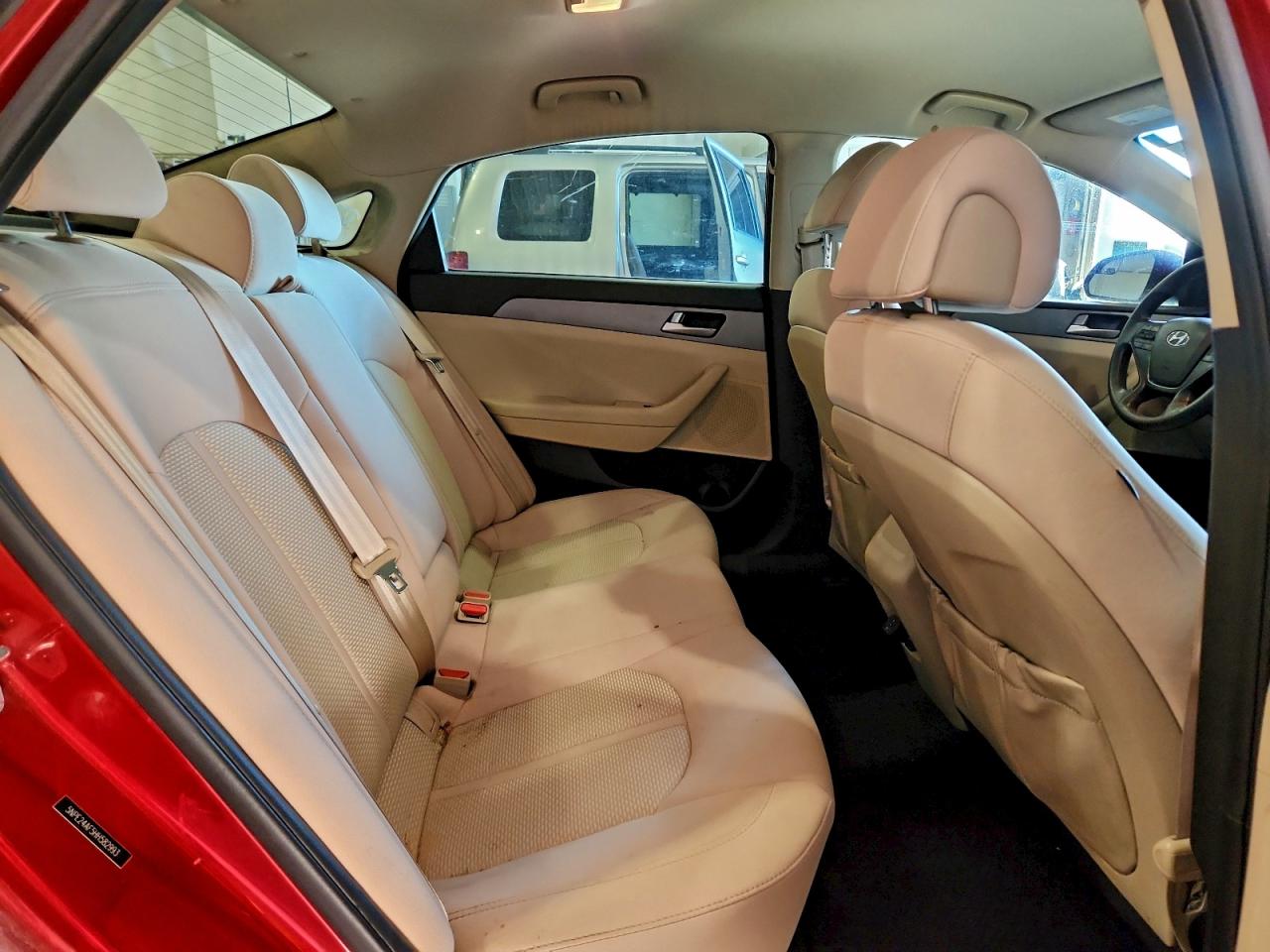2017 HYUNDAI SONATA SE photo 10