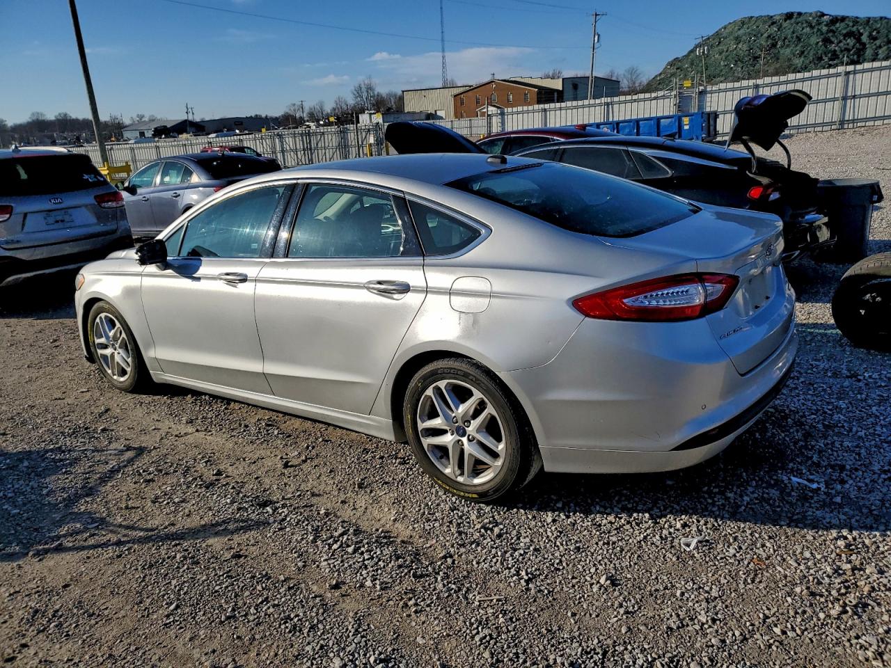 2014 FORD FUSION SE photo 4