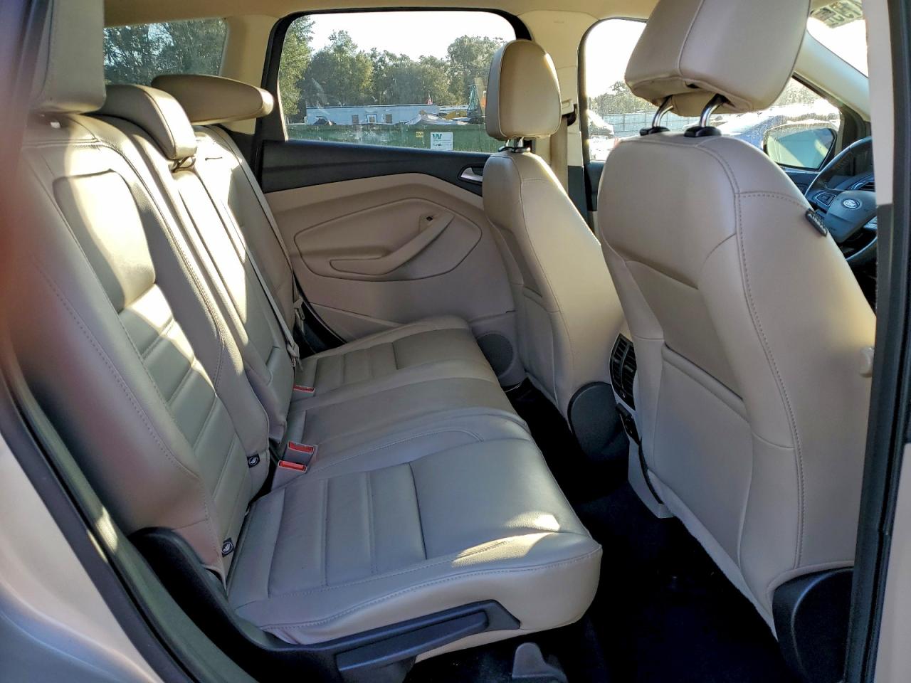 2017 FORD ESCAPE TITANIUM photo 28