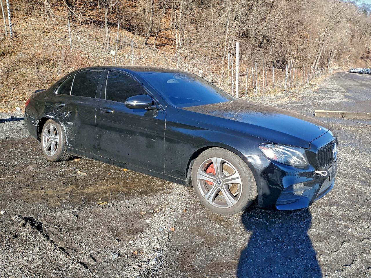 2018 MERCEDES-BENZ E 300 4MATIC photo 4