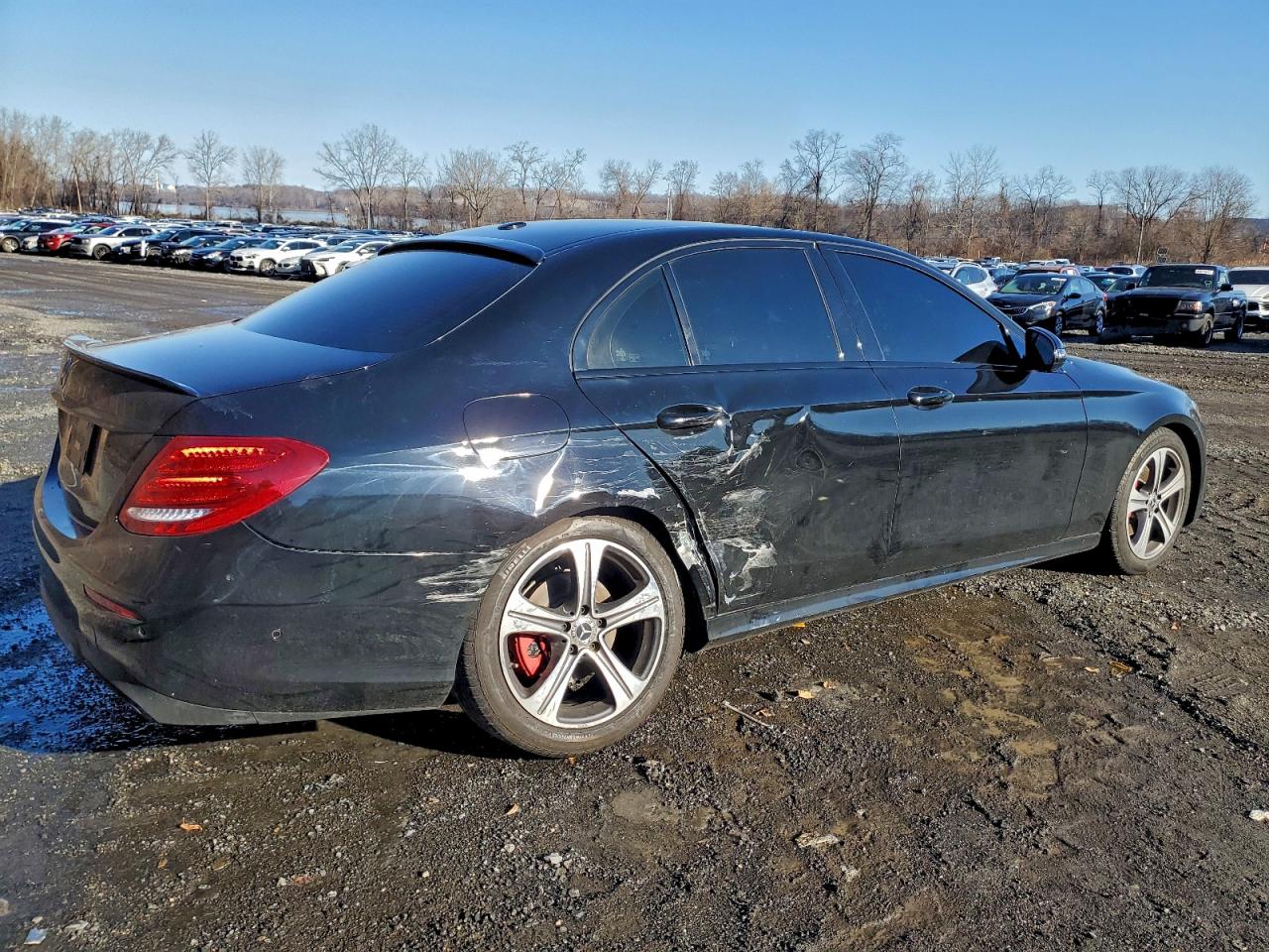 2018 MERCEDES-BENZ E 300 4MATIC photo 3