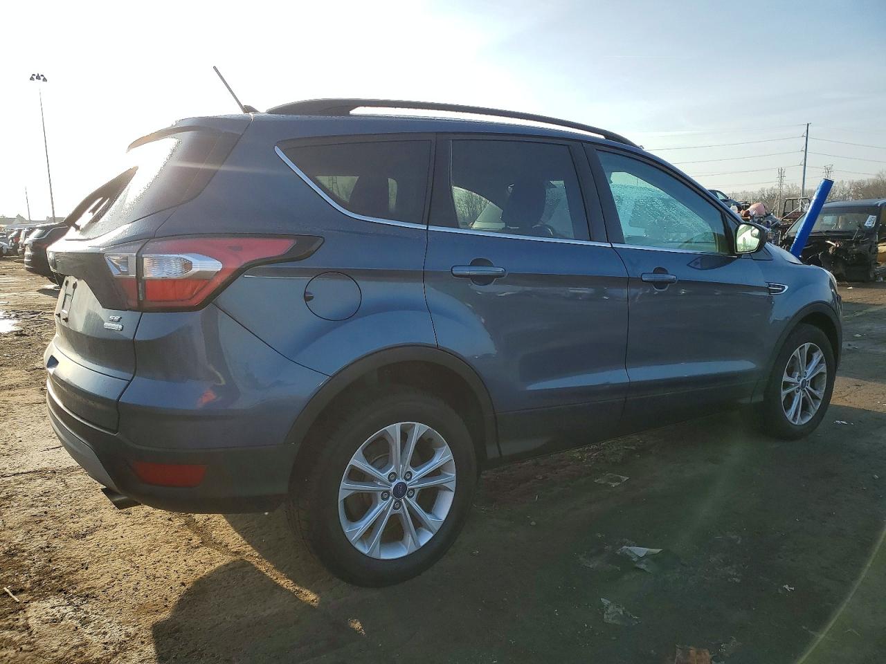 2018 FORD ESCAPE SE photo 3