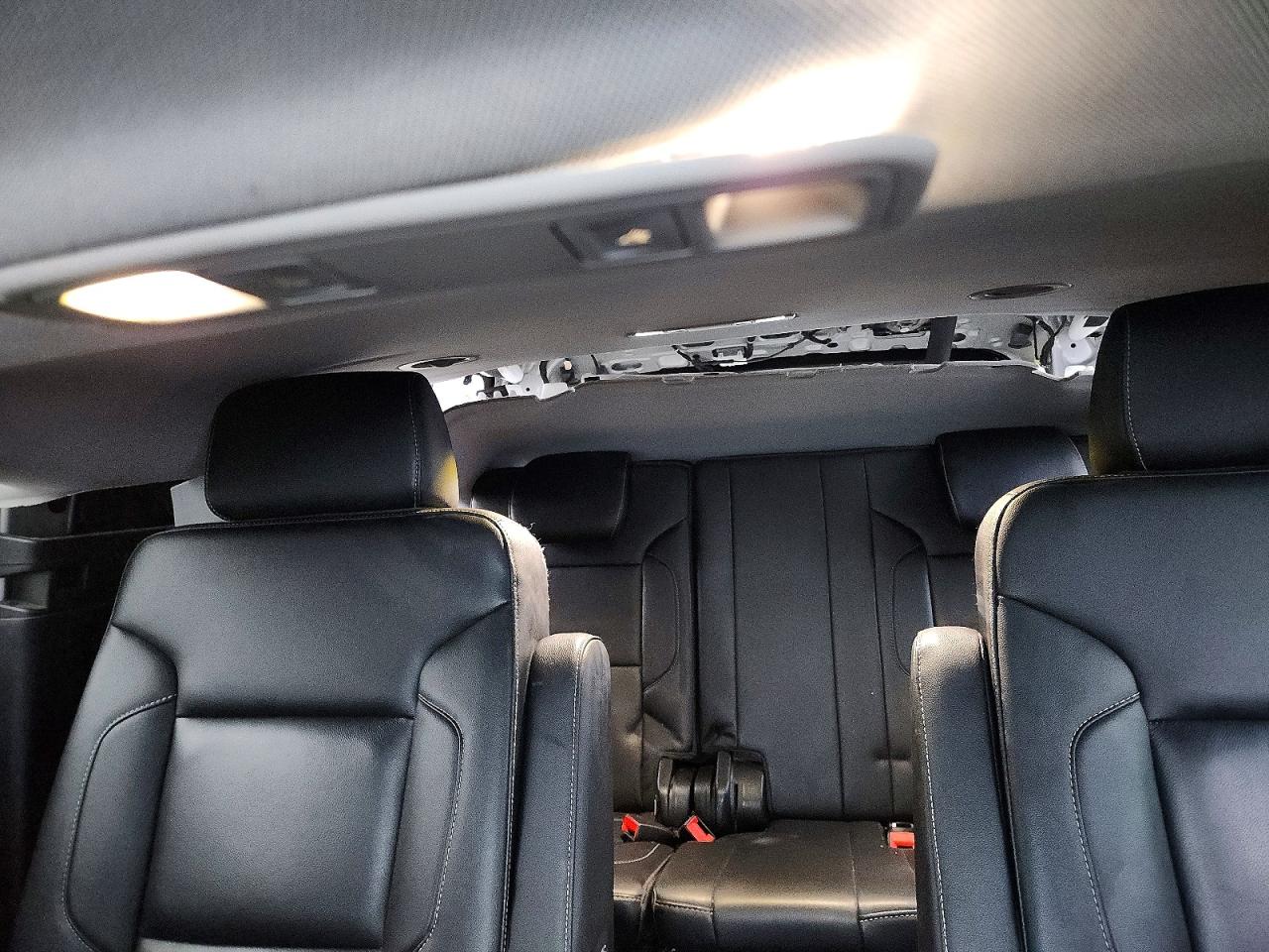 2018 CHEVROLET SUBURBAN K1500 LT photo 10