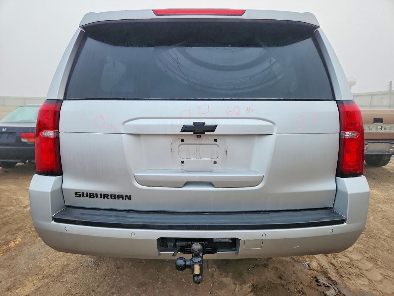 2018 CHEVROLET SUBURBAN K1500 LT photo 6