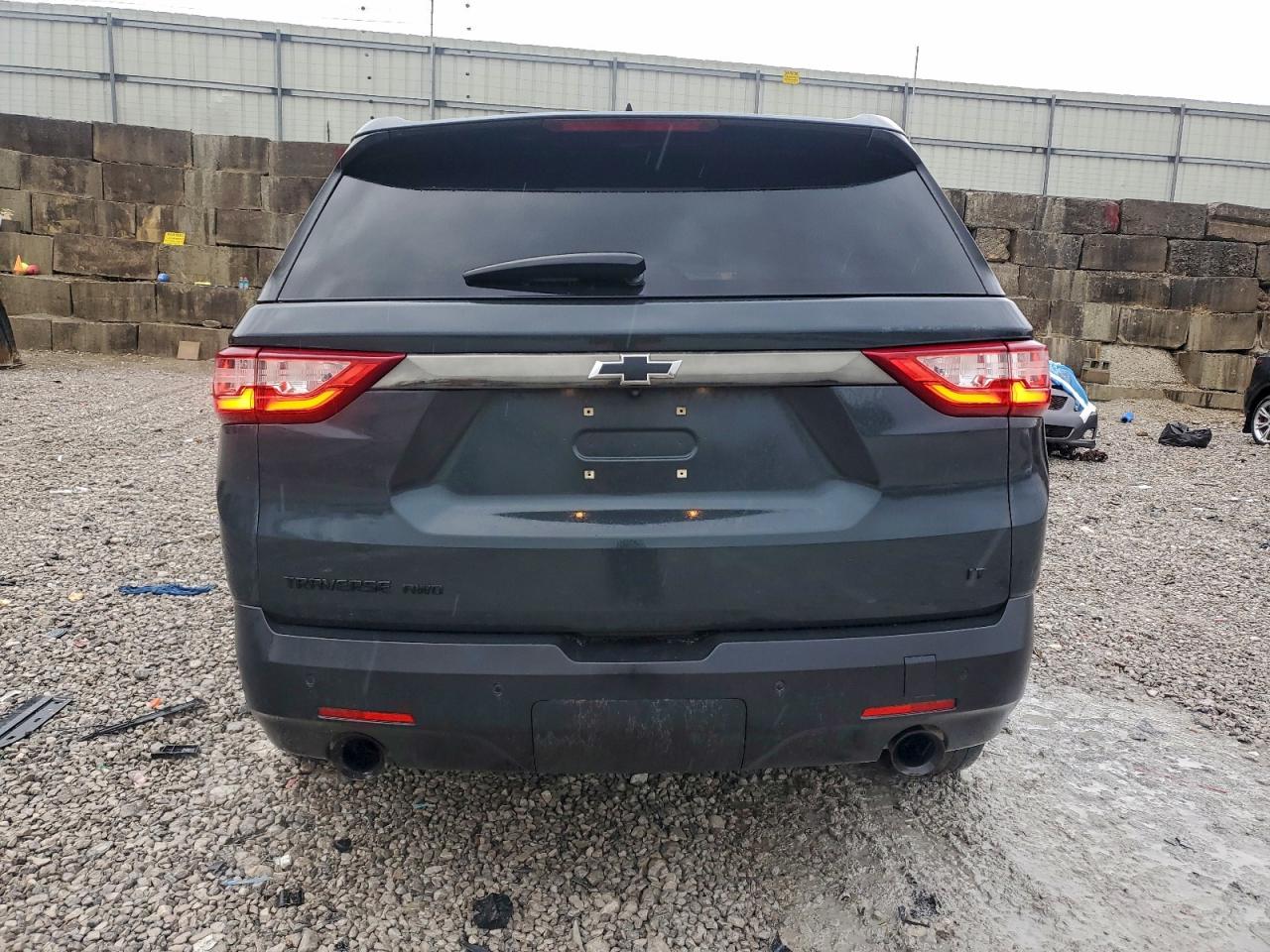 2019 CHEVROLET TRAVERSE LT photo 6