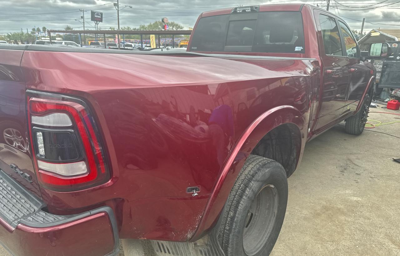 2022 RAM 3500 LARAMIE photo 4