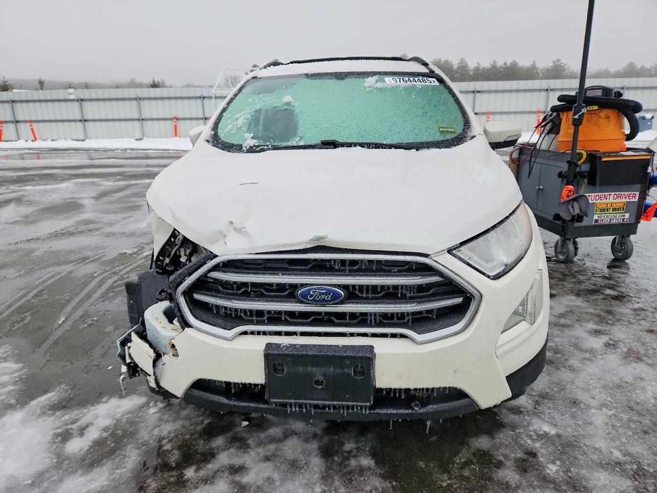 2020 FORD ECOSPORT SE photo 5