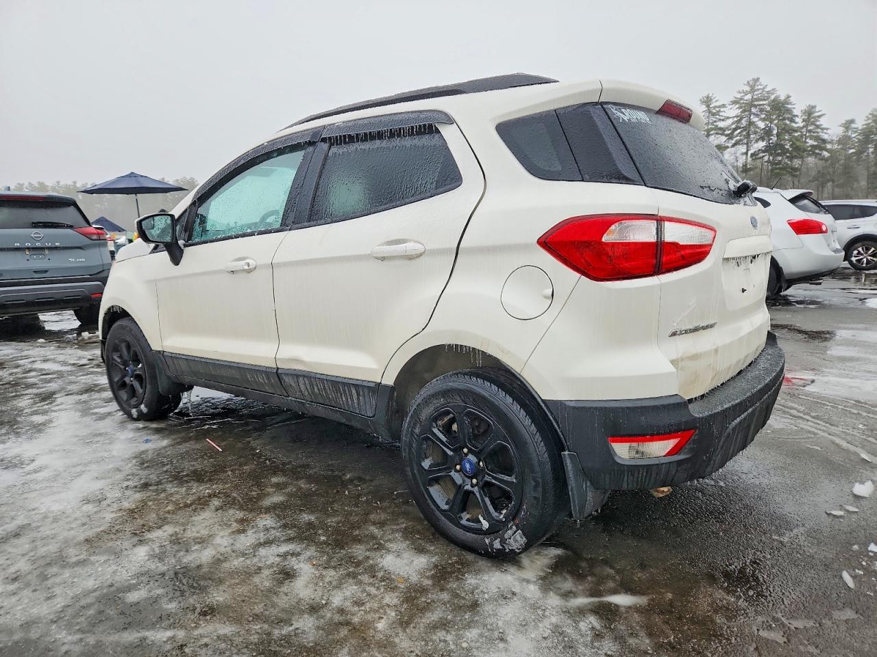 2020 FORD ECOSPORT SE photo 2