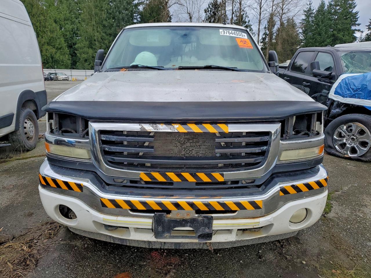 2007 GMC NEW SIERRA K3500 photo 5
