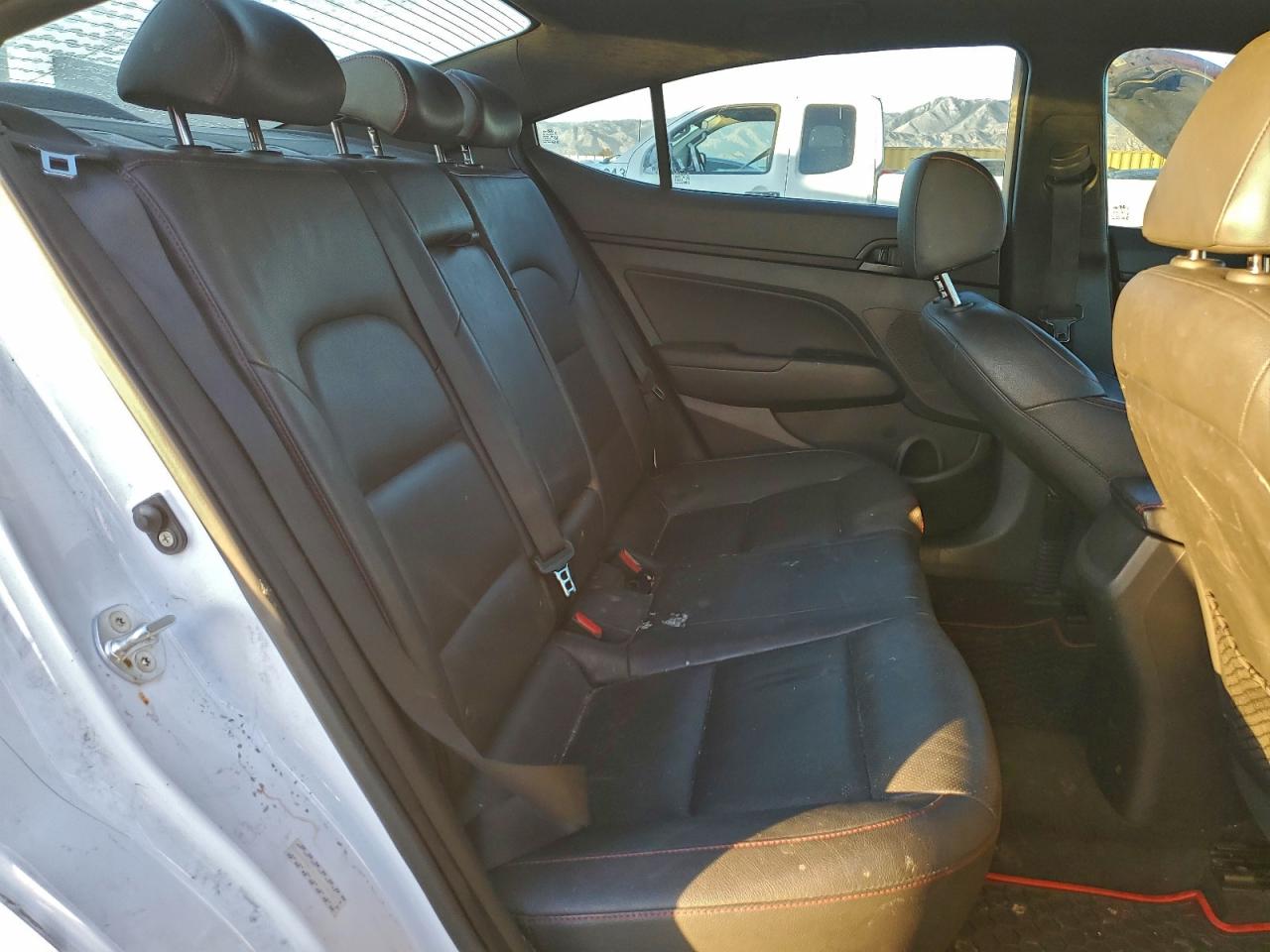 2018 HYUNDAI ELANTRA SPORT photo 19