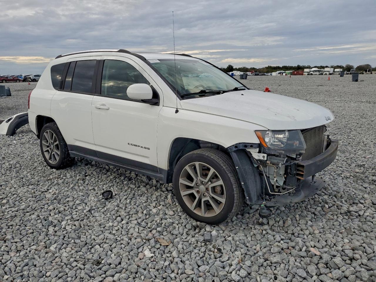 2016 JEEP COMPASS LATITUDE photo 10
