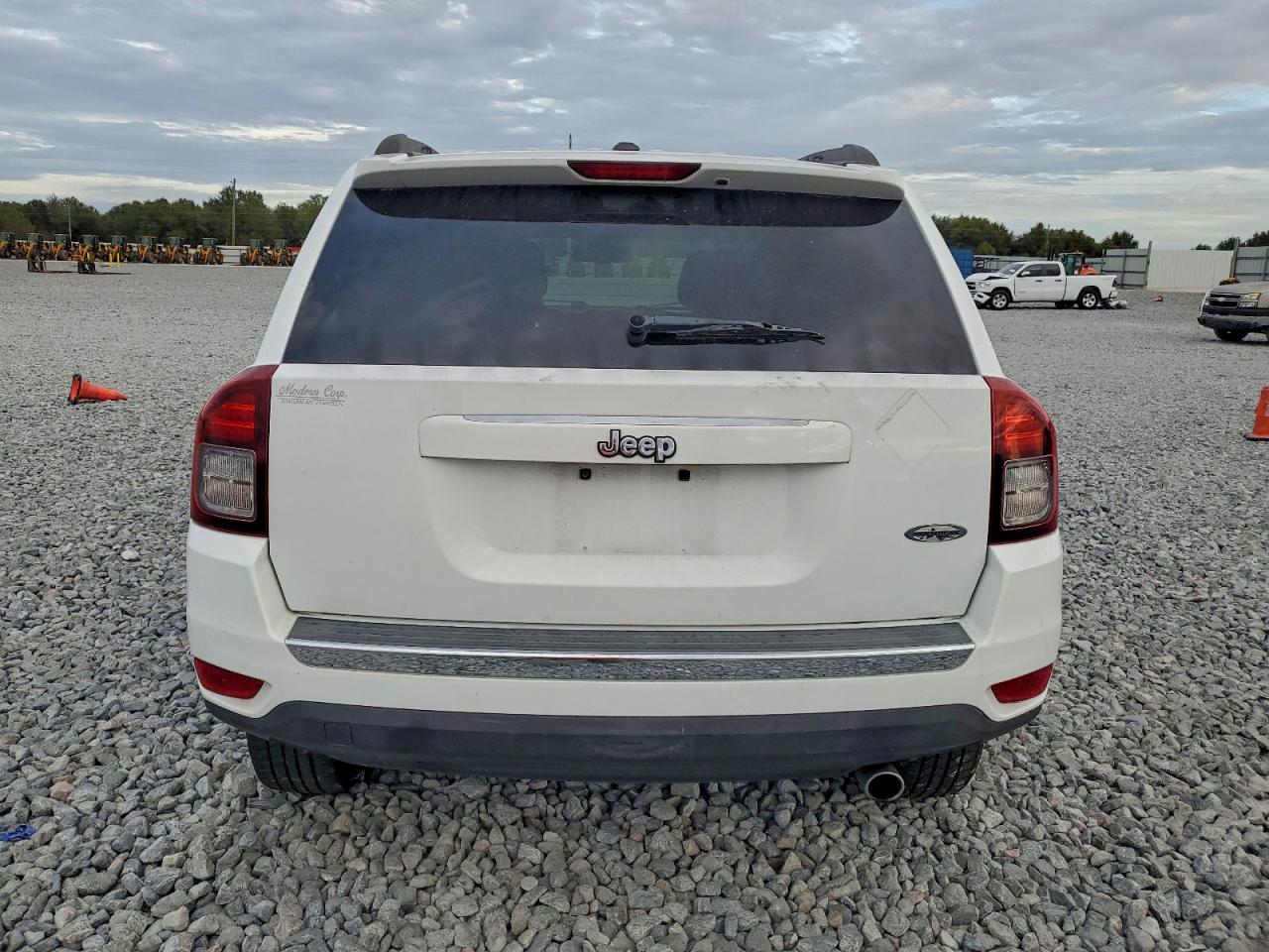 2016 JEEP COMPASS LATITUDE photo 16