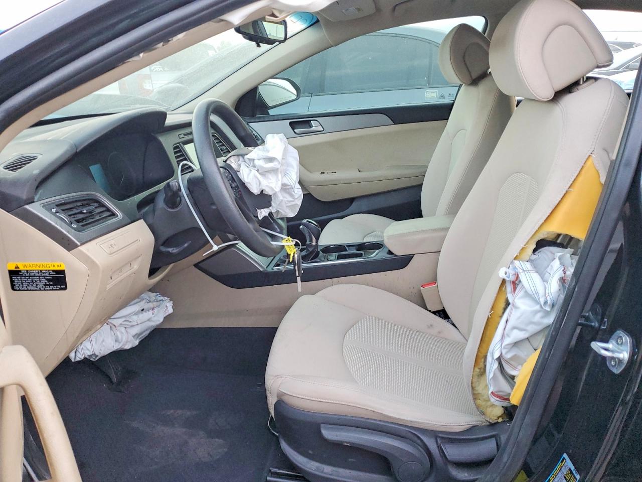 2017 HYUNDAI SONATA SE photo 7