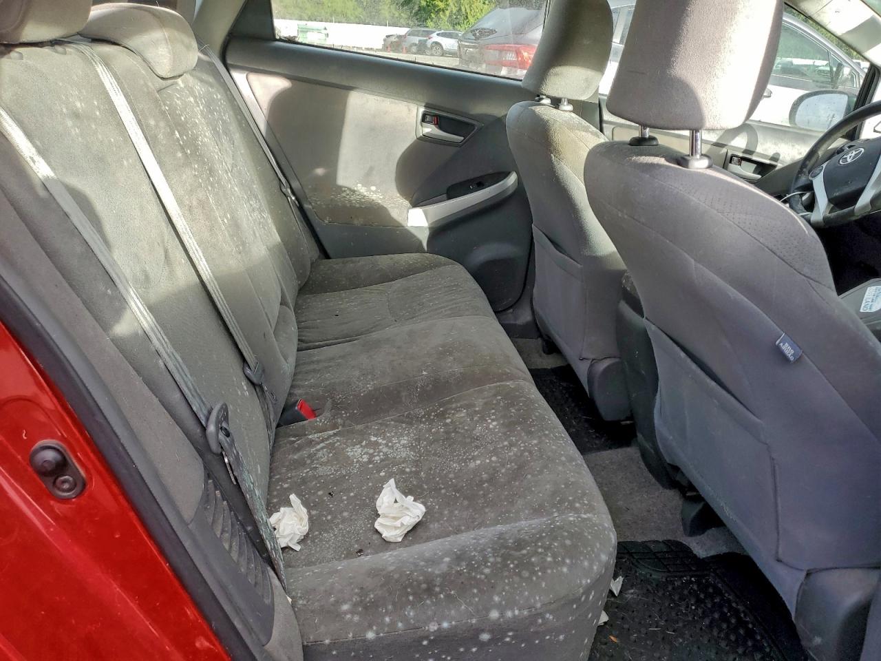 2010 TOYOTA PRIUS photo 11