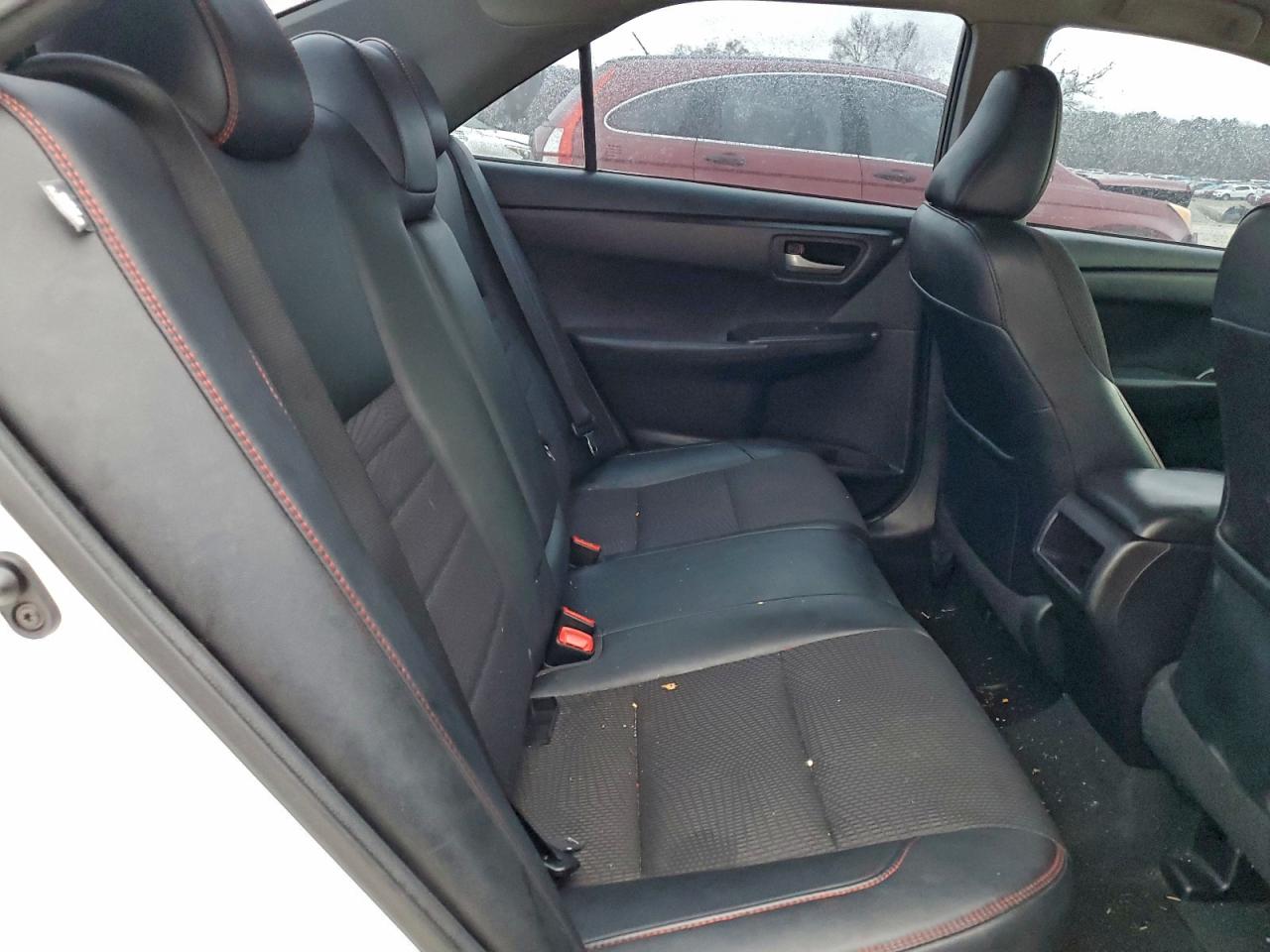 2017 TOYOTA CAMRY LE photo 37