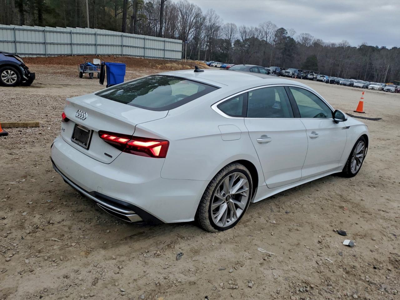 2022 AUDI A5 PREMIUM 40 photo 3