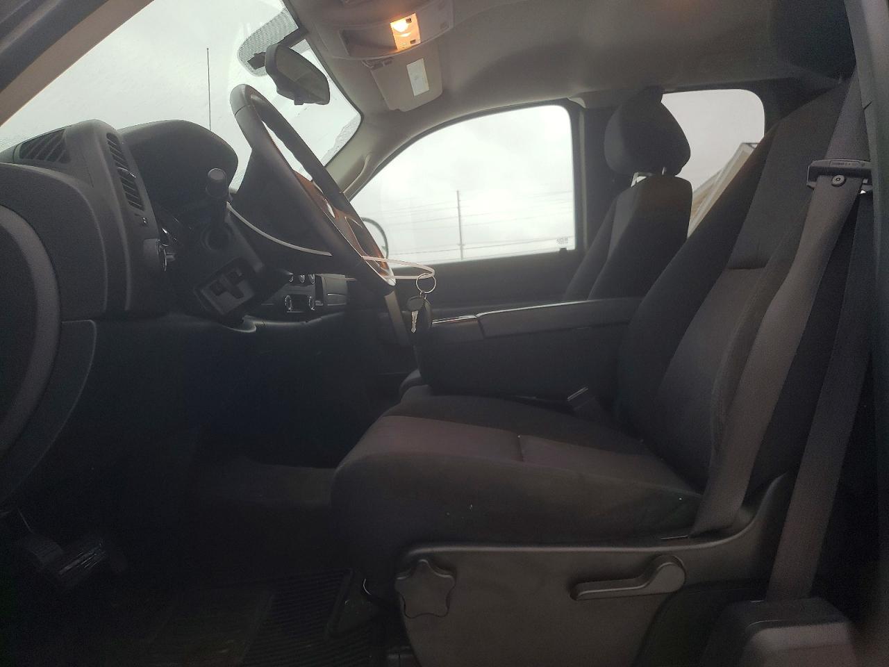 2010 GMC SIERRA K1500 SLE photo 7