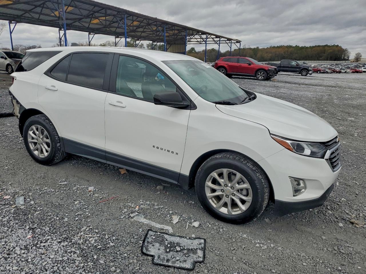 2021 CHEVROLET EQUINOX LS photo 4