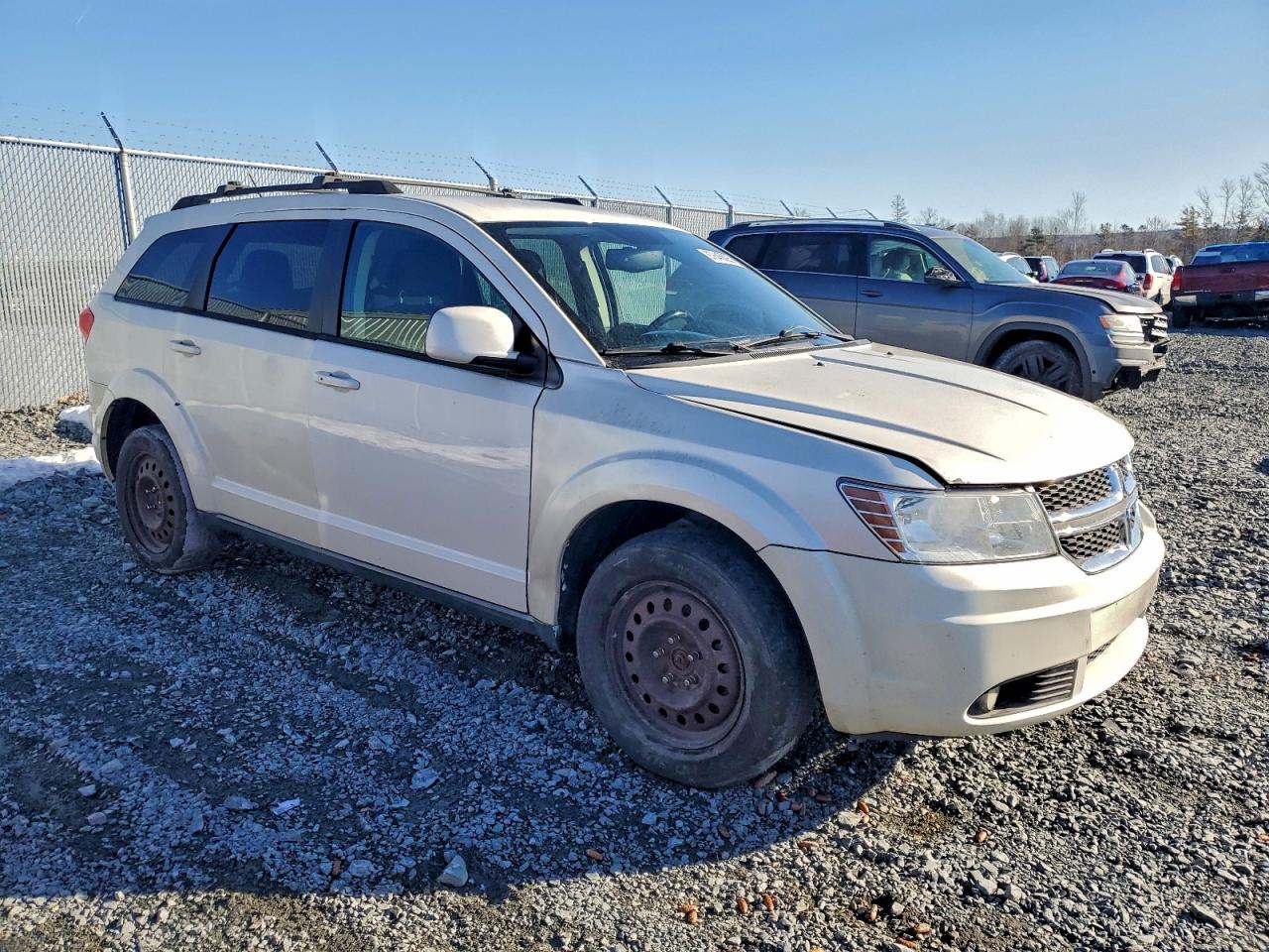 2013 DODGE JOURNEY SE photo 4