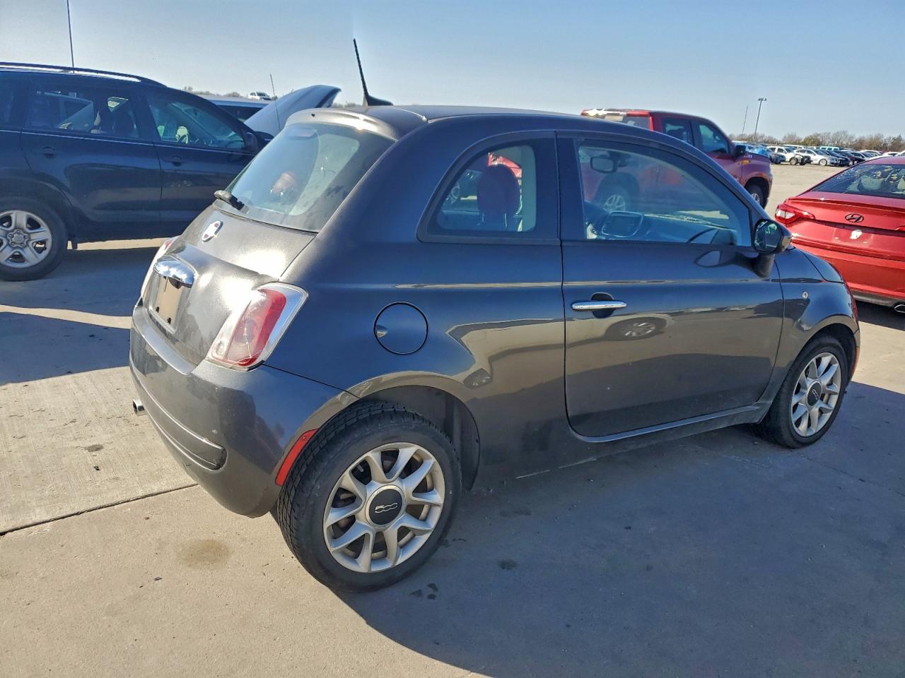 2017 FIAT 500 POP photo 5