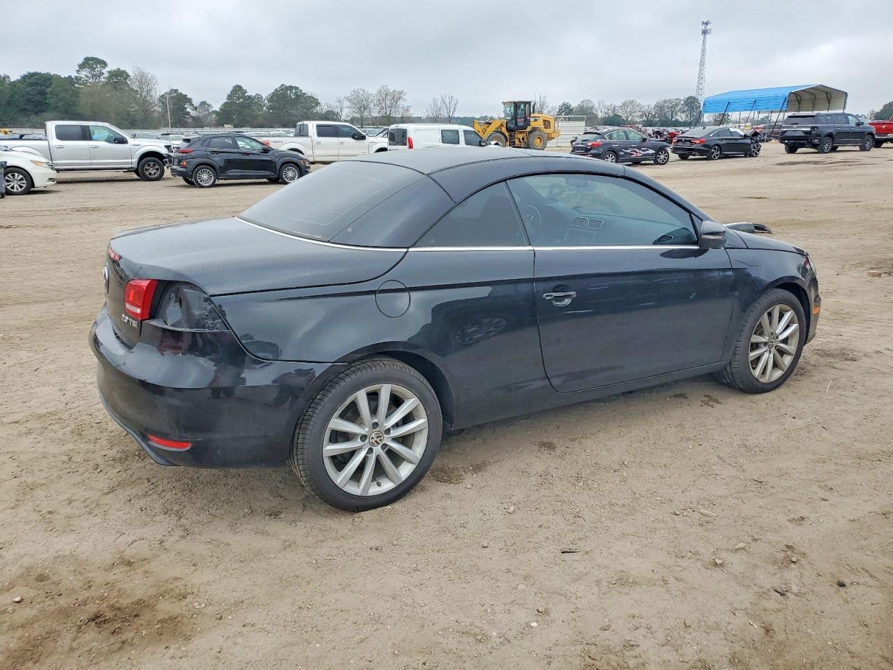 2014 VOLKSWAGEN EOS KOMFORT photo 5