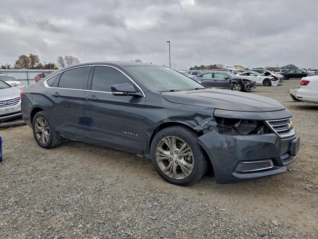 2015 CHEVROLET IMPALA LT photo 4