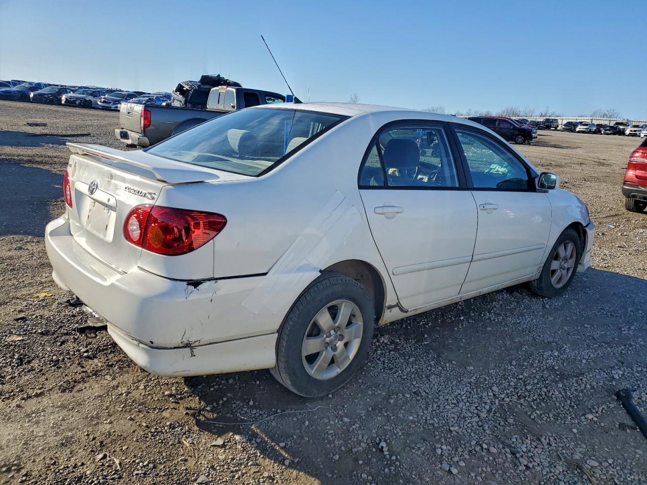 2003 TOYOTA COROLLA CE photo 3