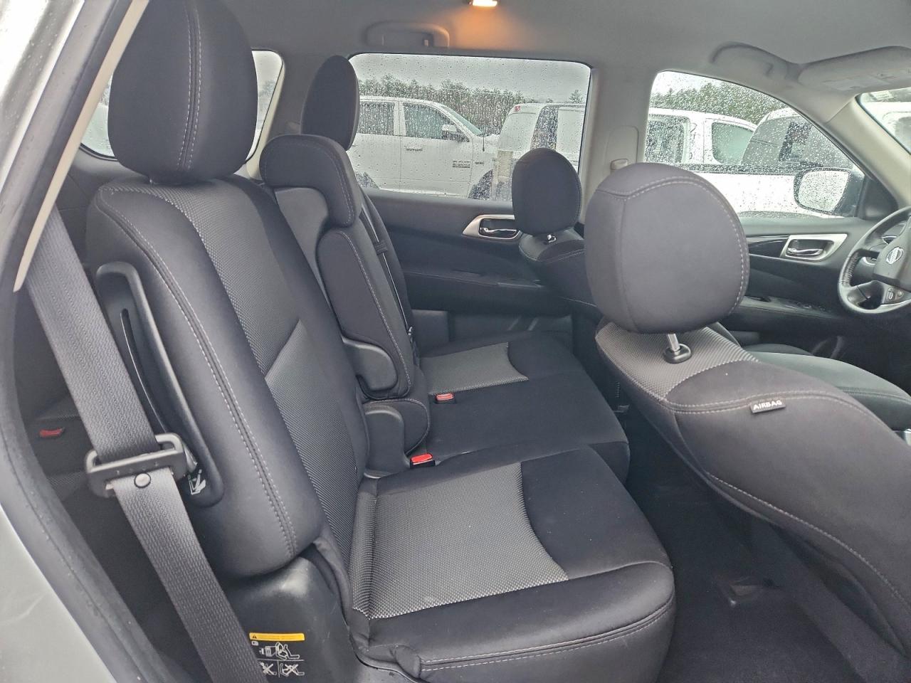 2017 NISSAN PATHFINDER S photo 11