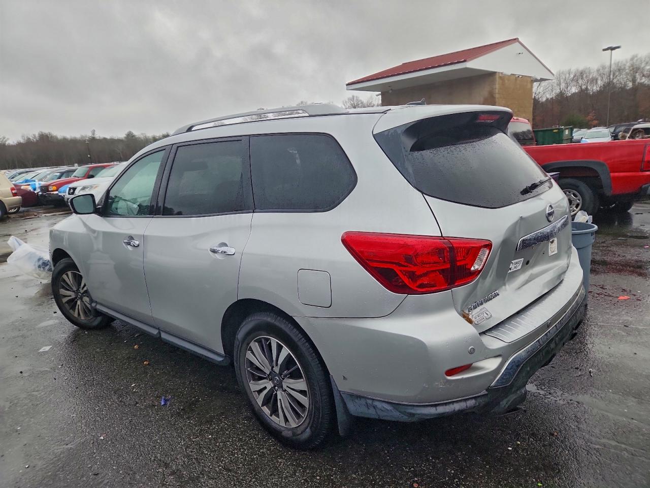 2017 NISSAN PATHFINDER S photo 2