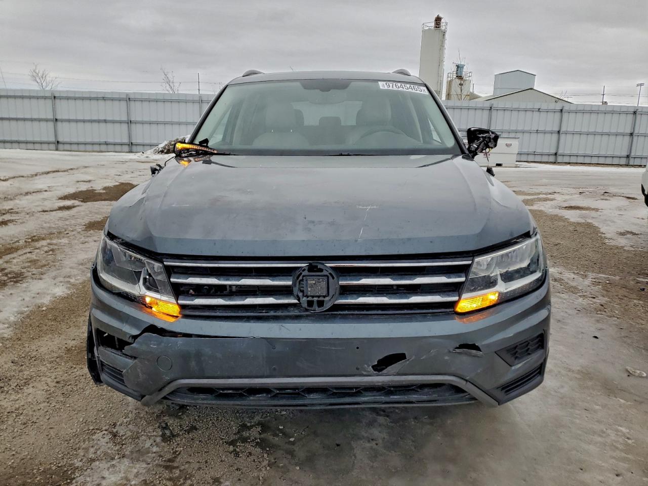 2021 VOLKSWAGEN TIGUAN SE photo 13