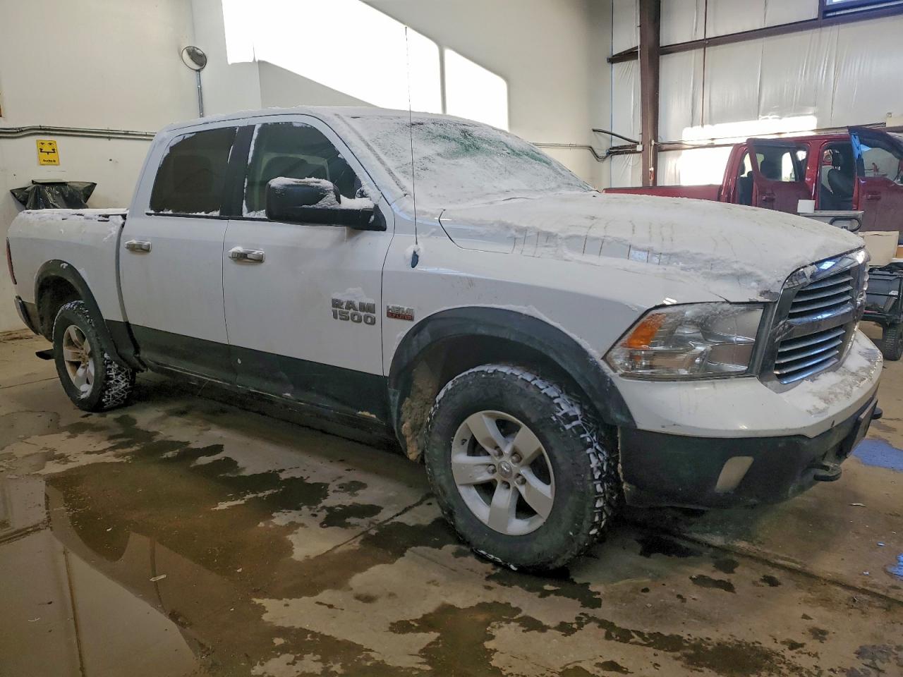 2014 RAM 1500 SLT photo 4