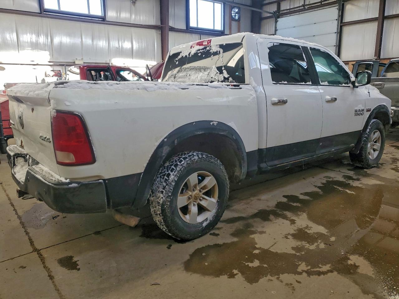 2014 RAM 1500 SLT photo 3