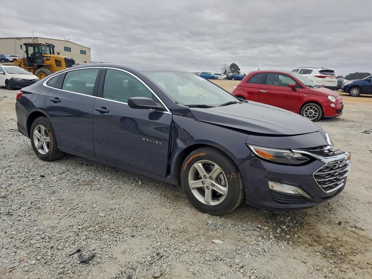 2025 CHEVROLET MALIBU LS photo 4