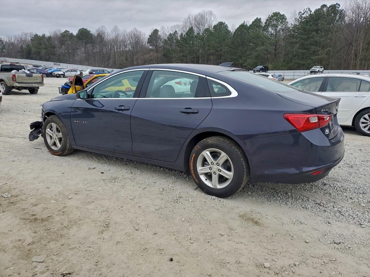 2025 CHEVROLET MALIBU LS photo 2